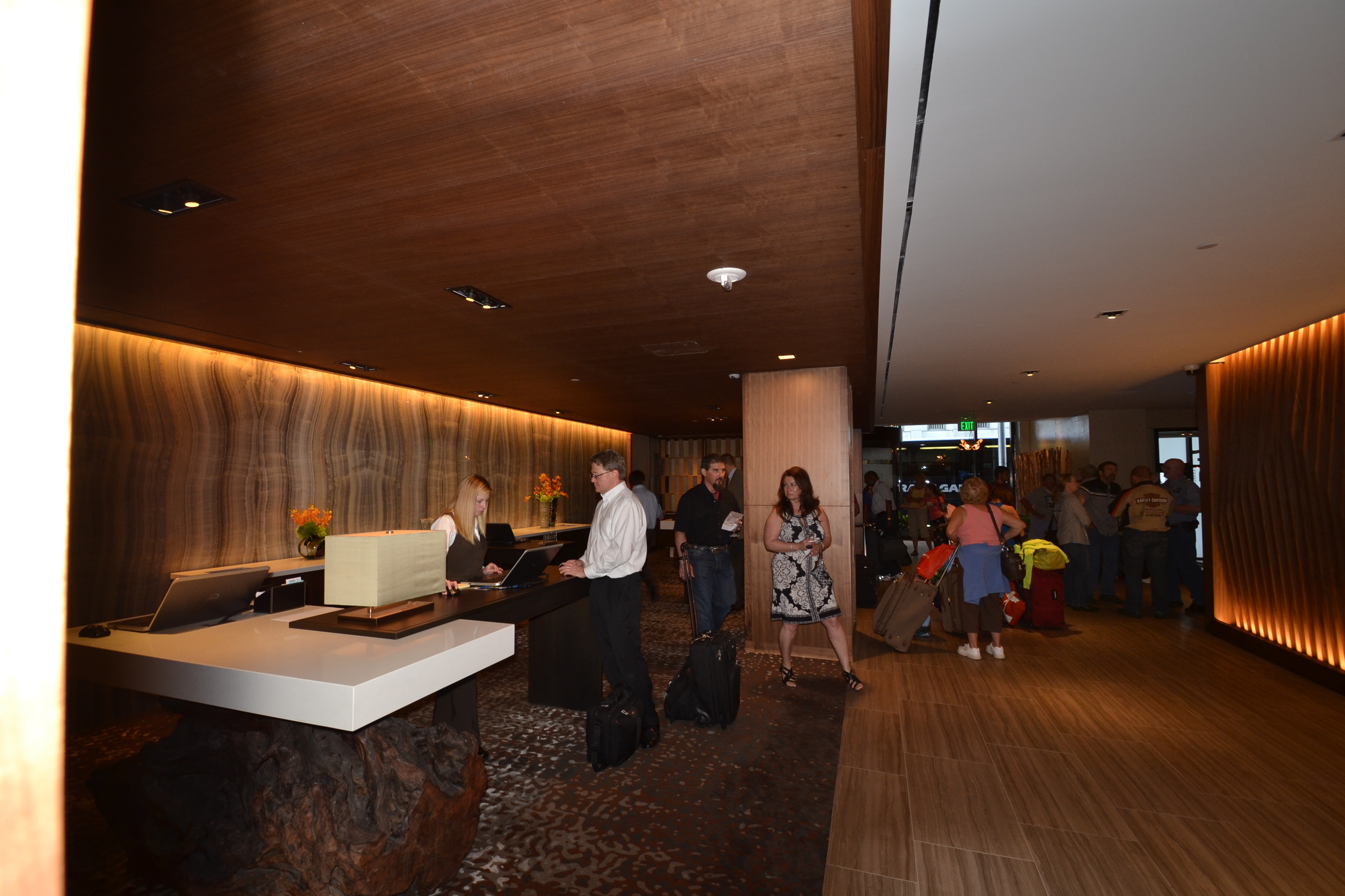 a-look-at-the-grand-hyatt-check-in-area