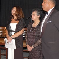 B Rita Kahn, Gaylene Harris, Bob Willis 0116