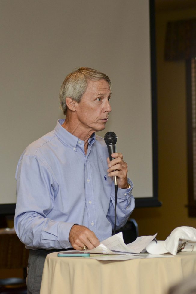 Former Bronco Billy Van Heusen leads the live auction