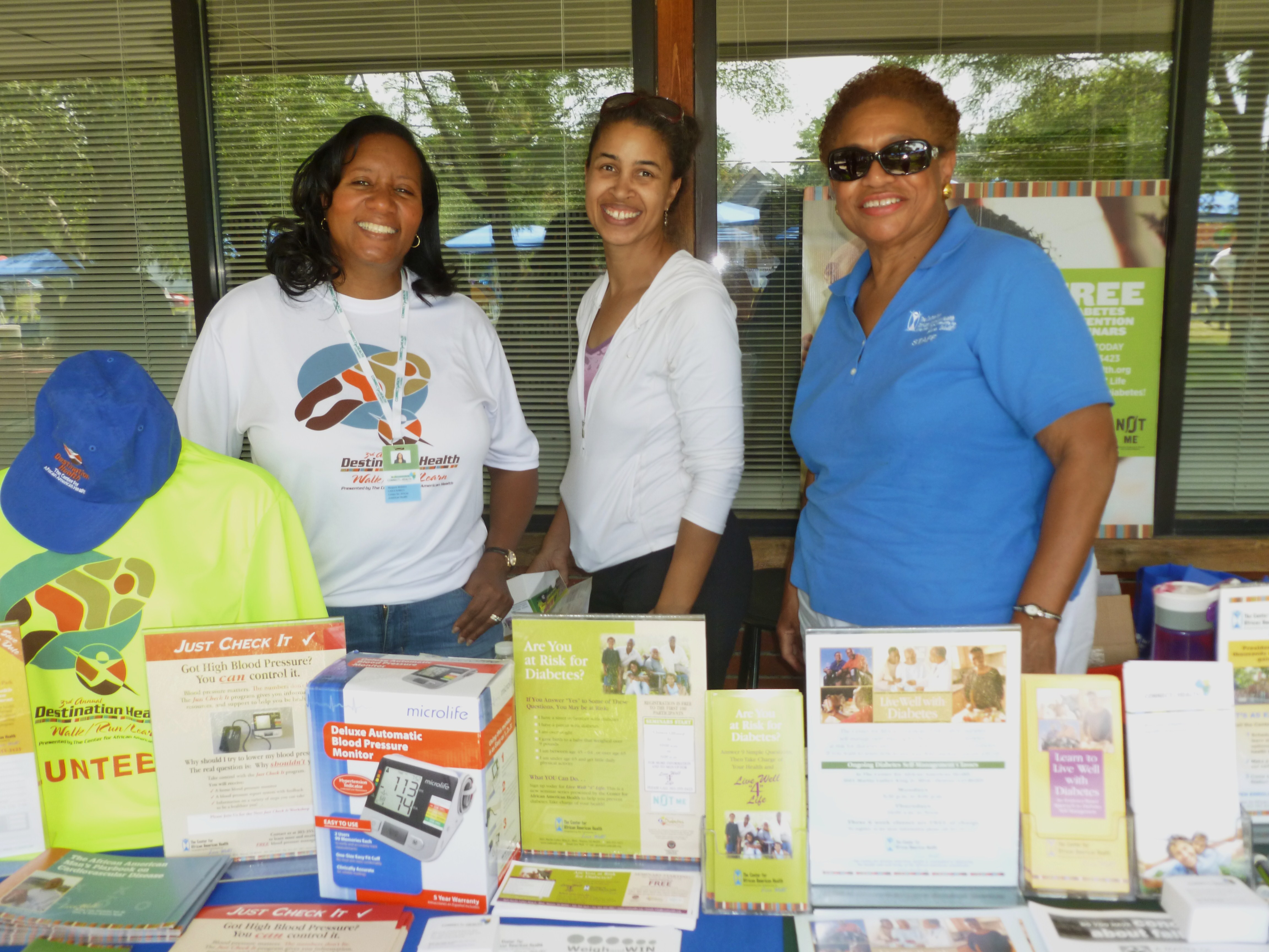 (l to r): Marjorie Bellaire, Chessa Hallman and Glenda Mitchell