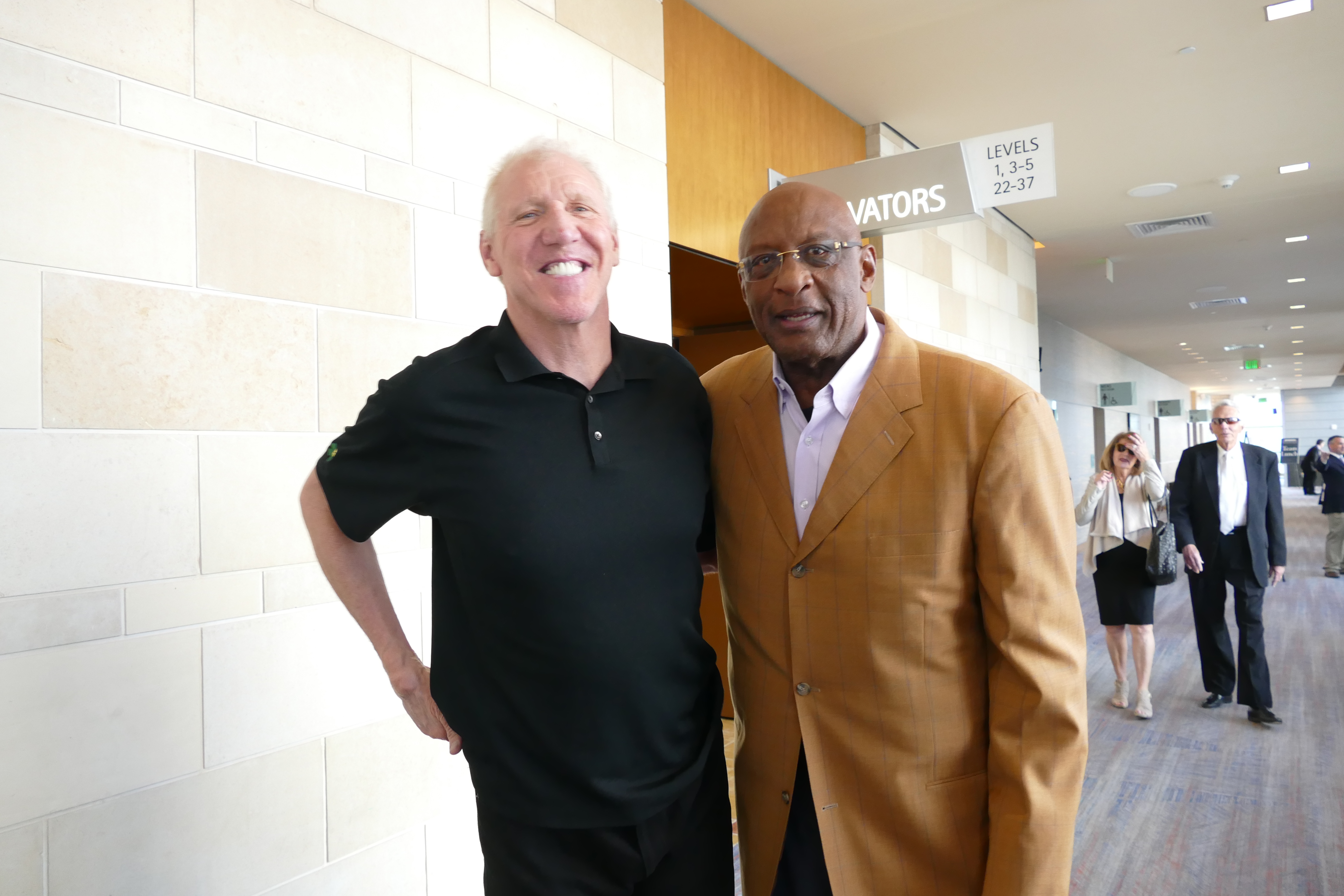 Guest speakers, NBA Hall-of-Famers Bill Walton, left, and Bob Lanier