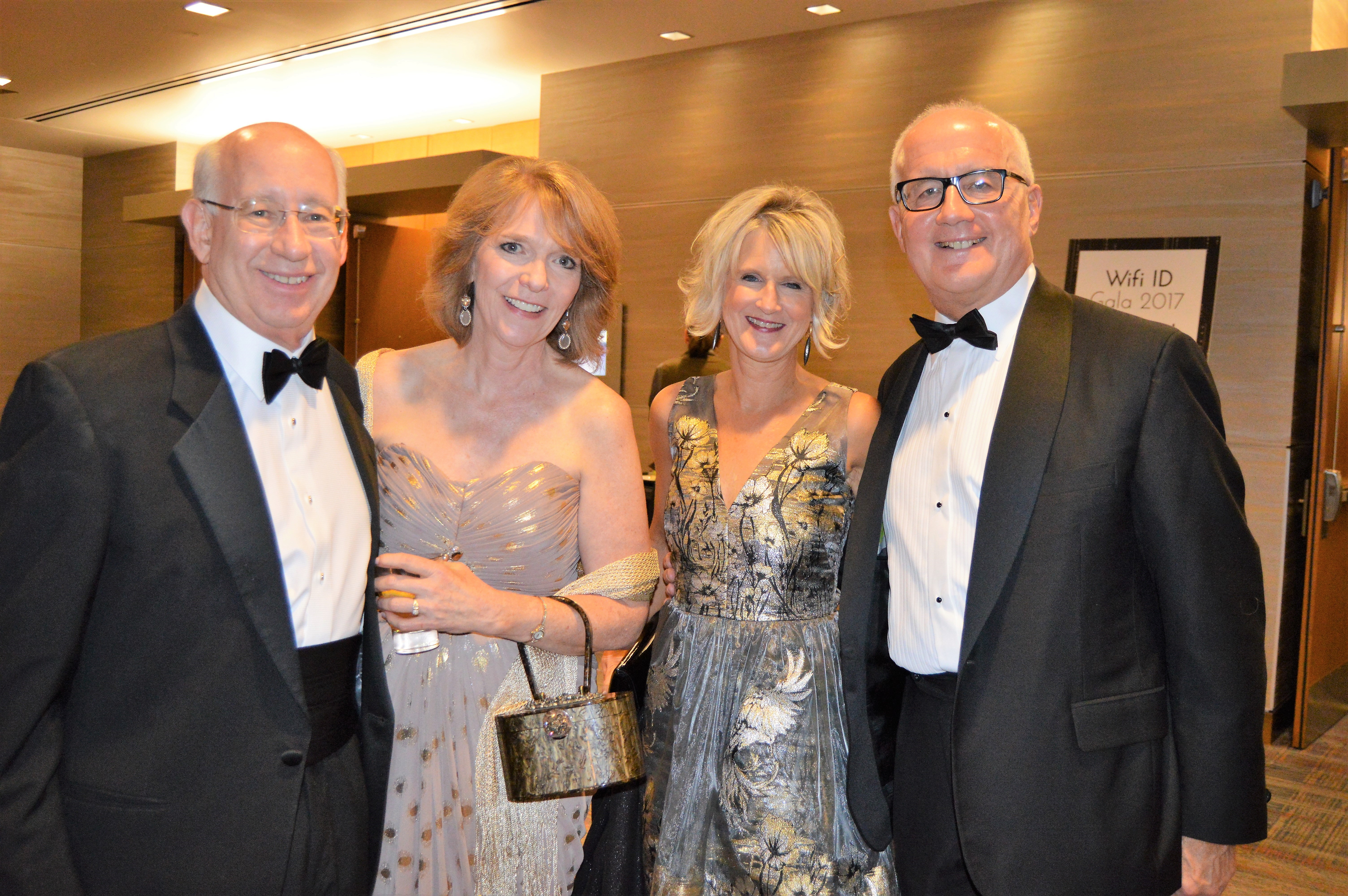 (l to r): Jeff and Nancy Thompson, and Nancy and Bob Shaw