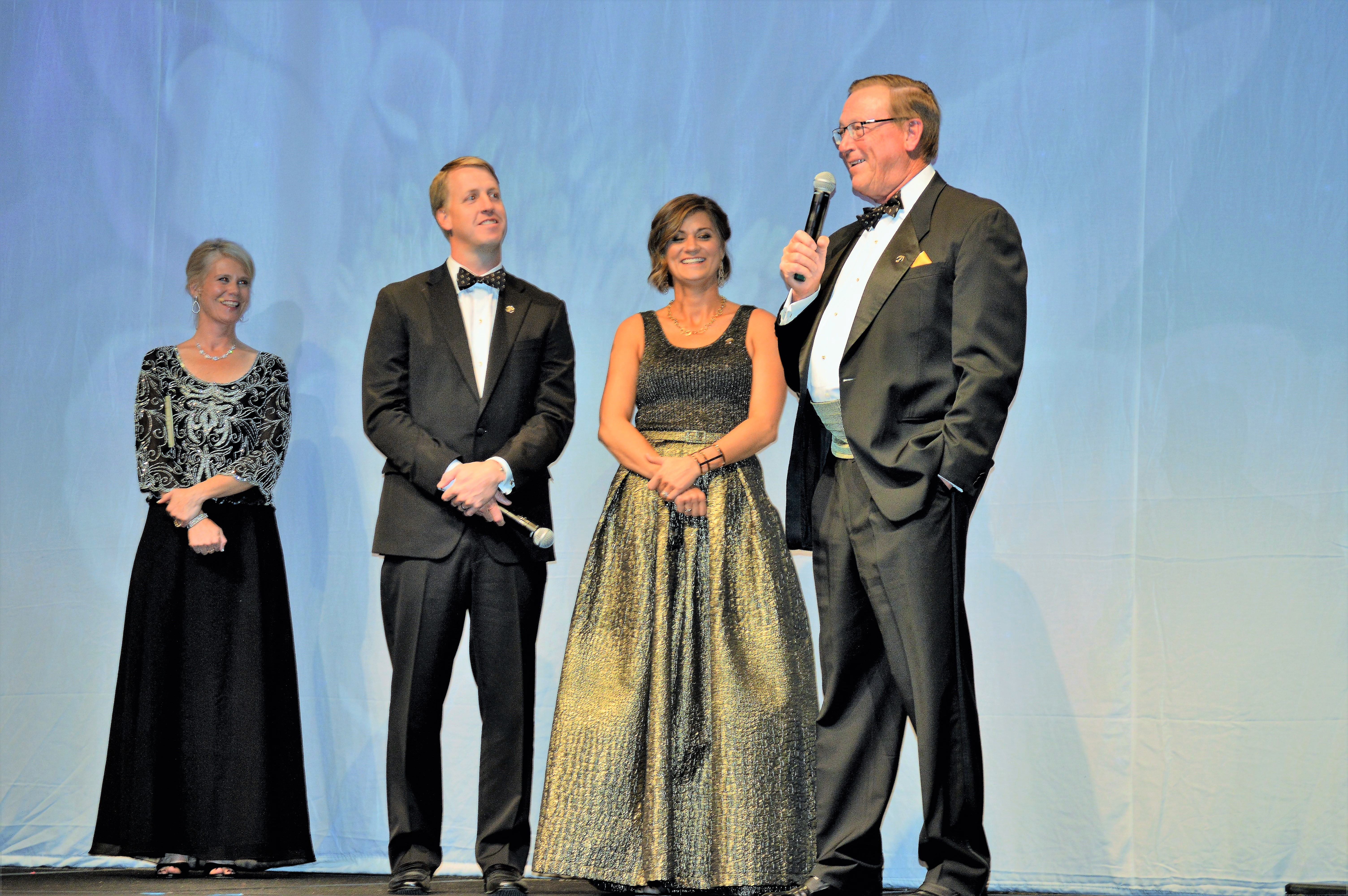 (l to r) Jena Hausmann, John and Andi Freyer, and John Freyer, Sr.