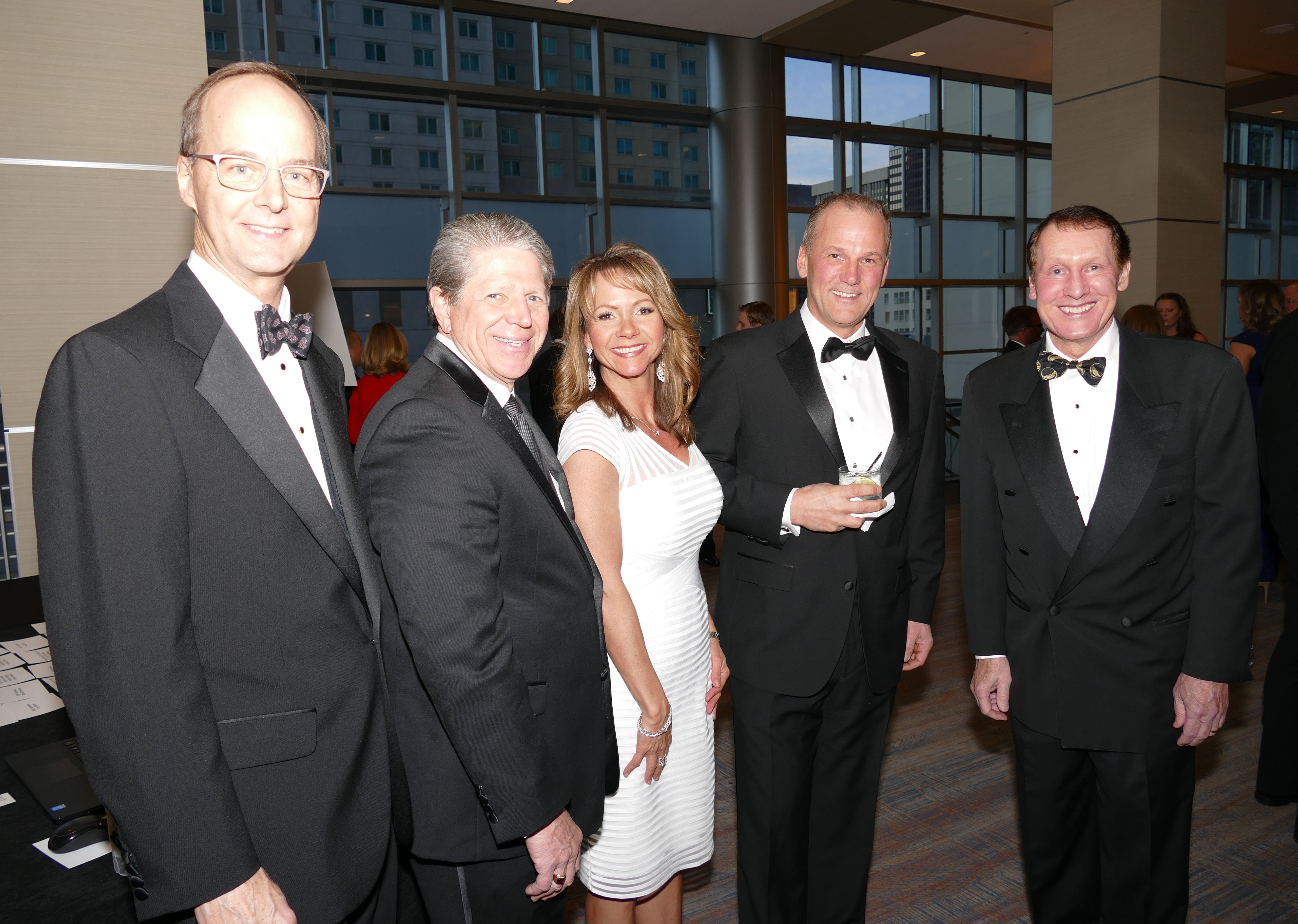 2008 Laureate Lou Clinton, left, Scott Bemis, Jodi and Bob Rolland ...