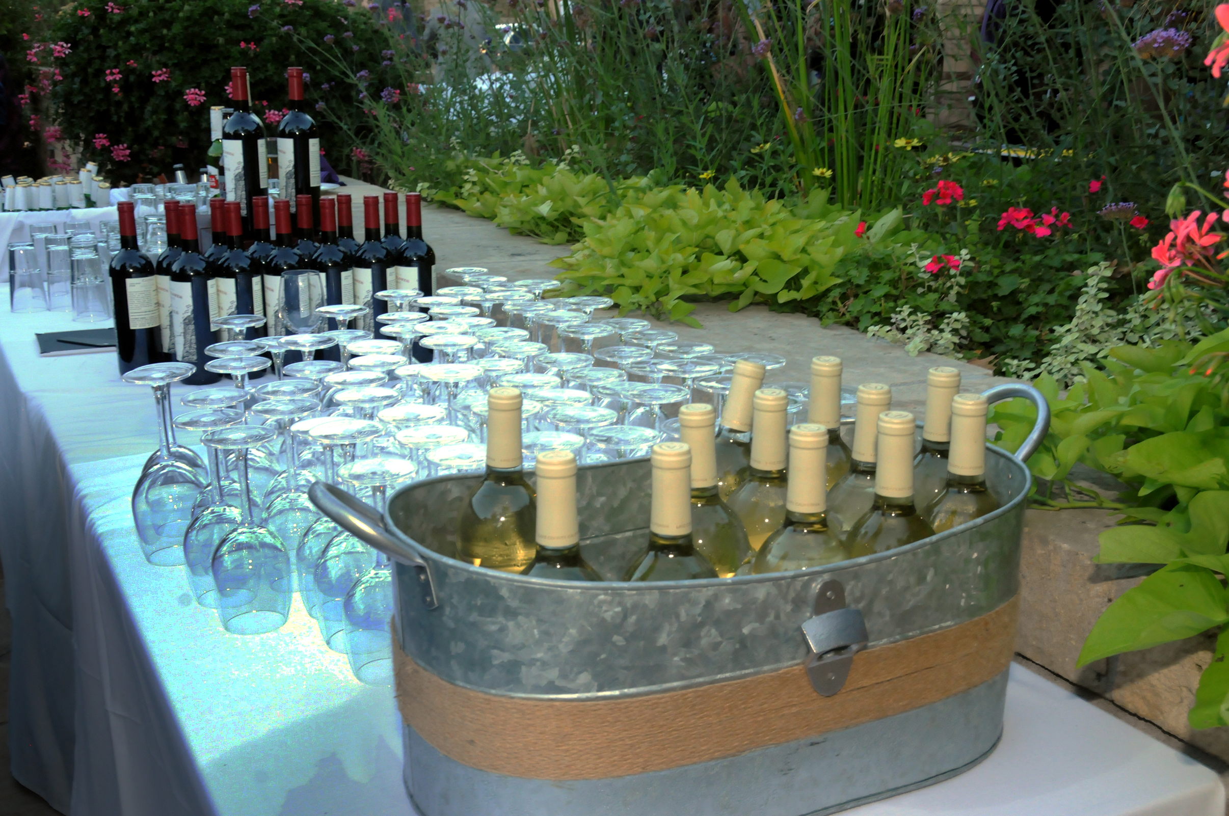 a-wide-selection-from-the-cash-bar-for-the-reception